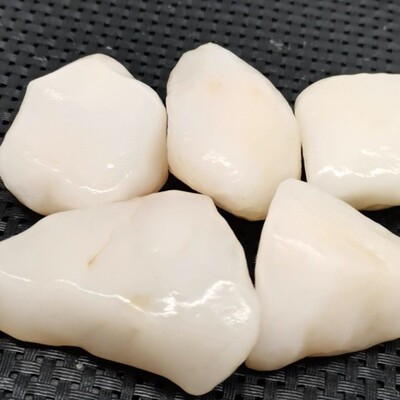 纯天然戈壁滩羊脂白籽料包浆完好质地细腻油润雕刻好料把件