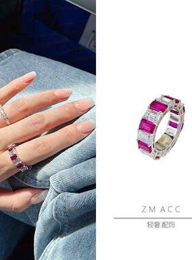 新年红色祖母绿切割方钻鸽血红宝石排钻高碳钻满钻戒指食指叠戴女