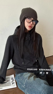 设计感拼接连帽衫半拉链卫衣