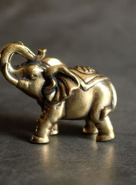 复古实心纯黄铜办公桌面车载小摆件福财大象随身工艺品手把玩件