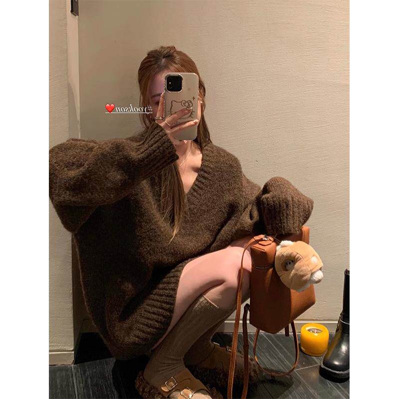 咖啡色V领覆古软糯羊绒毛衣女秋冬新款慵懒风宽松加厚套头针织衫