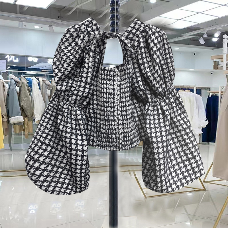 衣服一线品牌有哪些牌子好_衣服一线品牌有哪些牌子好一点-第2张图片-潮百科