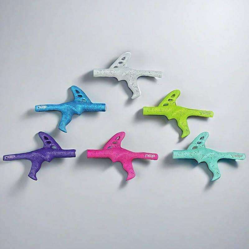 鲨鱼鳍镂空超轻手柄成人儿童专业击剑手柄花剑重剑枪柄击剑器材