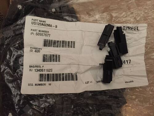 SUMITOMO 原厂正品 6098-7677 60987677   插头