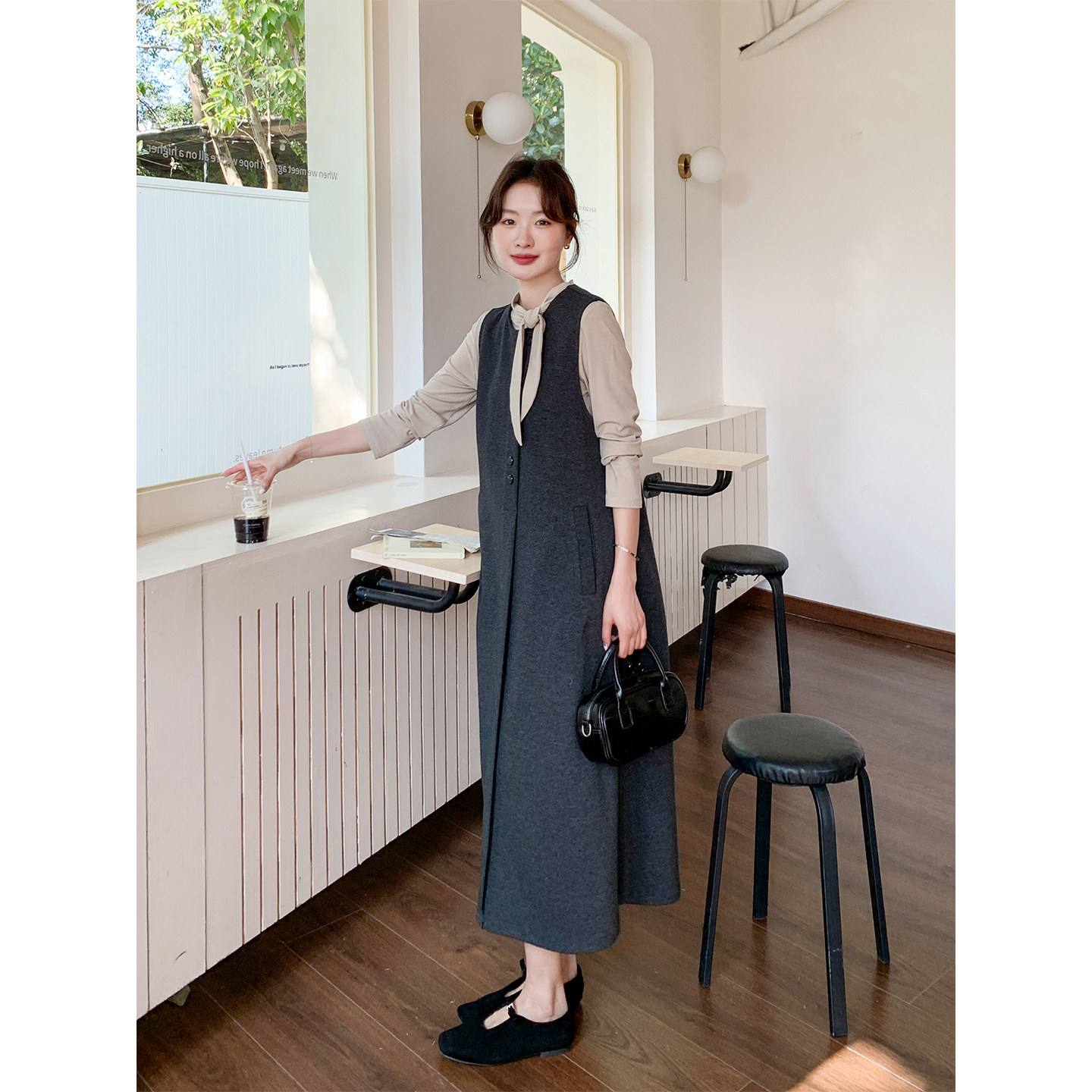 灰色高级感连衣裙套装女中长款2025春装新款法式衬衫背心裙两件套