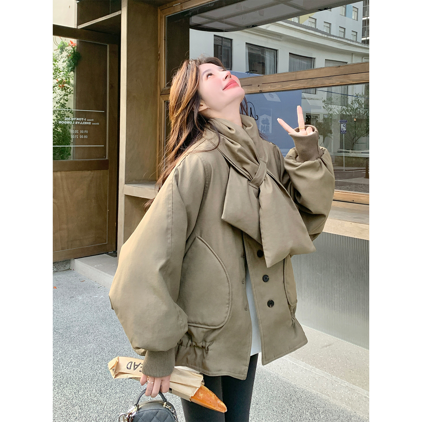 小众设计感中空纱围巾领羽绒服女短款白鸭绒宽松抽绳冬季外套减龄