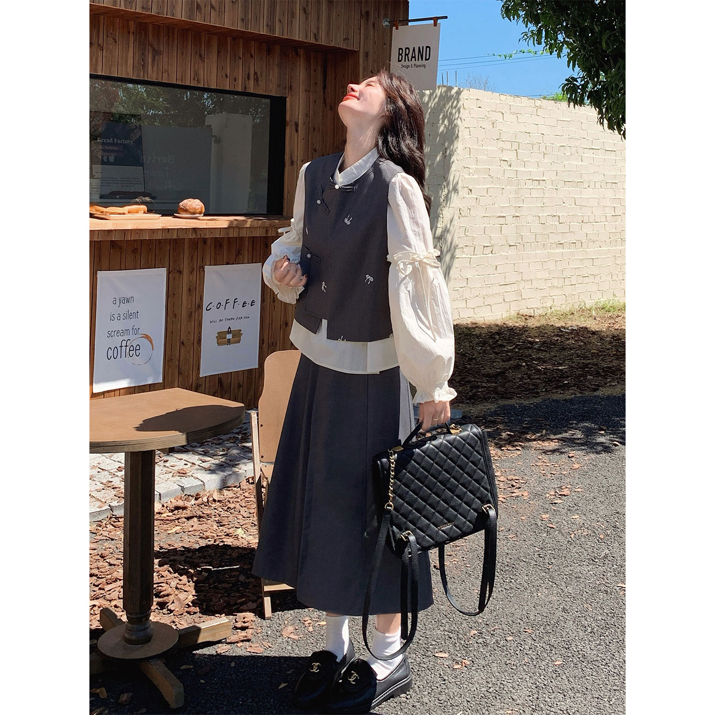 2025秋新中式刺绣马甲半裙套装女