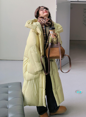 黄色奶fufu长款连帽羽绒服女2025冬新款保暖减龄90白鸭绒加厚外套