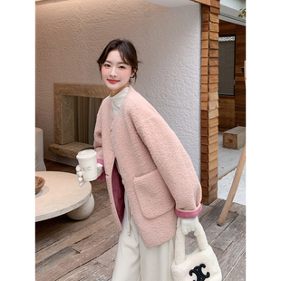 粉色皮毛一体羊羔毛厚外套女冬季2025新款俏皮减龄温柔风显瘦棉服