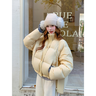 奶黄色奶呼呼针织拼接立领泡芙羽绒服女2025冬季新款时尚90绒外套