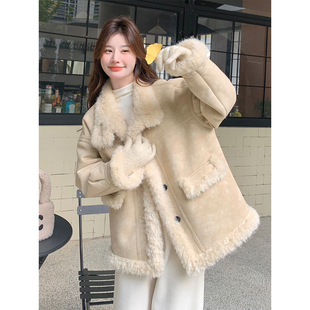 奶呼呼小香风羊羔毛厚外套女冬季2025新款超好看短款皮毛一体棉服