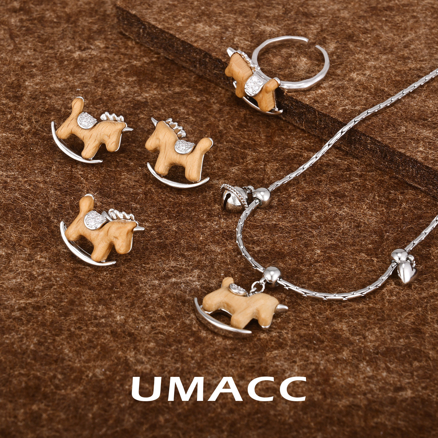 复古木质小马耳环2025新款爆款高级感百搭秋冬耳钉本命年耳饰礼物,饰品/流行首饰/时尚饰品新,耳环,淘宝优惠券,粉丝福利购,淘宝优惠卷