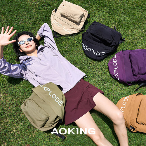 AOKING新款休闲旅行轻便户外尼龙背包女防泼水大容量学生背包