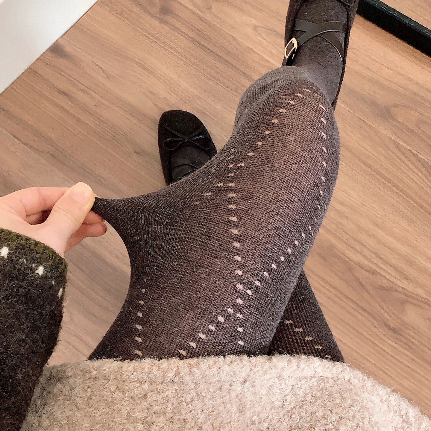 秋冬款咖啡色连裤袜女镂空菱格显瘦烟灰色打底裤袜棉质米白色丝袜