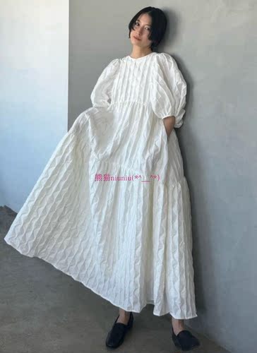甜美露背立体泡泡短袖长款连衣裙
