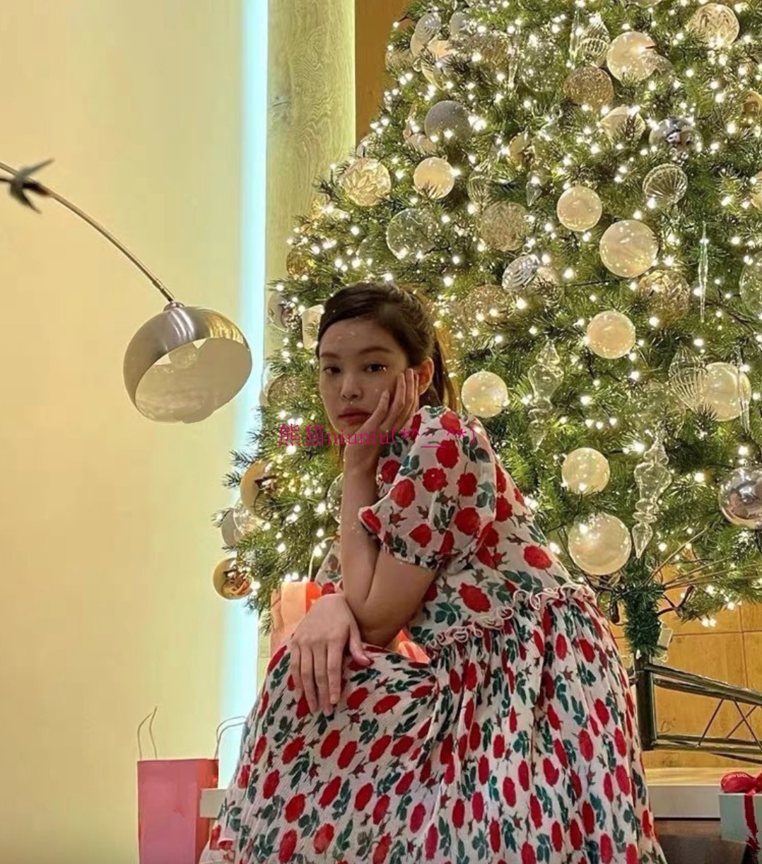 法式甜美！jennie金智妮 Gan*i泡泡袖复古玫瑰花高腰木耳边雪纺裙,女装/女士精品,连衣裙,淘宝优惠券,粉丝福利购,淘宝优惠卷