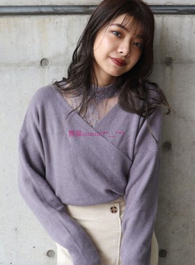 甜美纯欲风！原厂追加~Mur*a家 纯色V领蕾丝拼接假两件针织毛衣衫