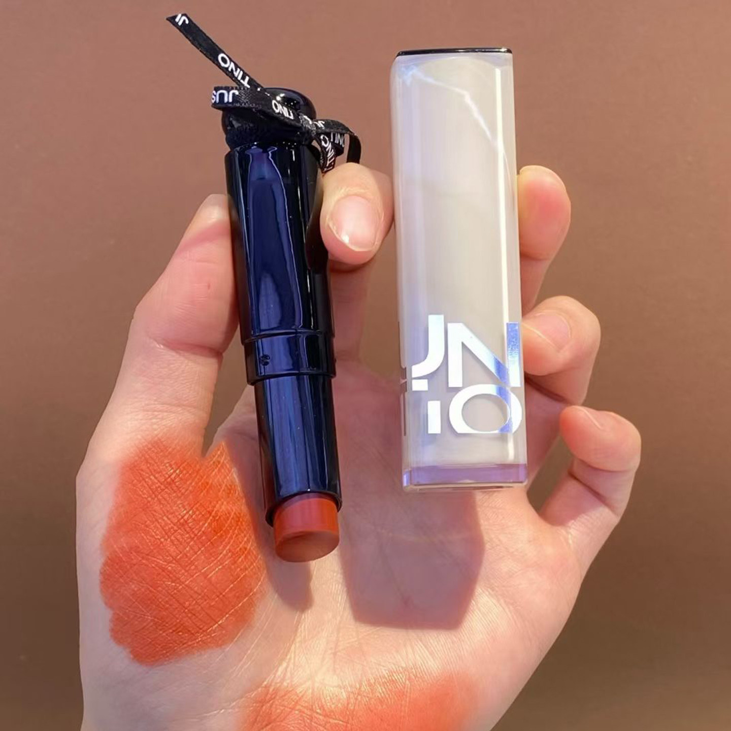 显白雾感丝带口红赤裸金砂色提升气色滋润持久浓郁显色保湿唇膏