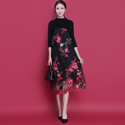 半高领复古刺绣中长款连衣裙女网纱绣花过膝长裙气质减龄秋冬女装
