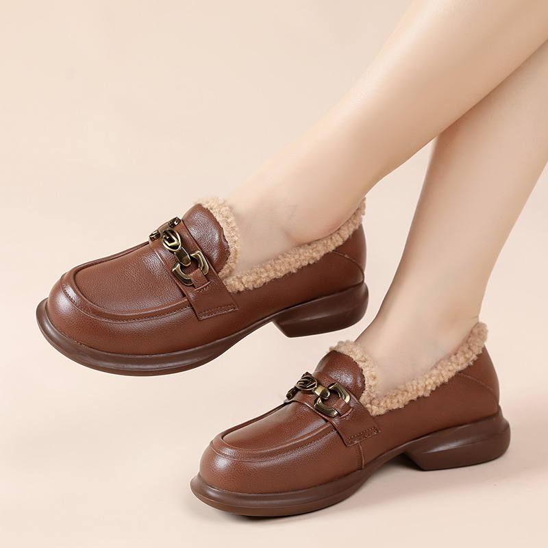 玲峰大码真皮女鞋柔软舒适保暖