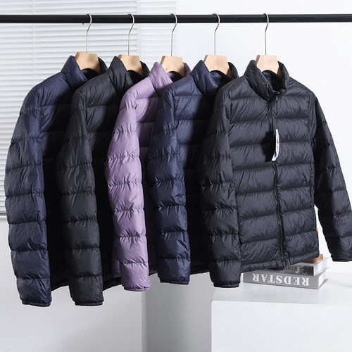 轻盈蓬松保暖90绒立领防风羽绒服