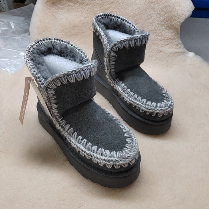MOU ESKIMO爱斯基摩雪地靴女沥青灰色经典短靴松糕轻便保暖加厚底