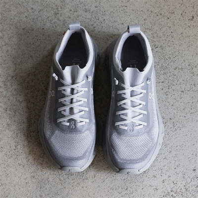 昂跑联名女子减震跑鞋