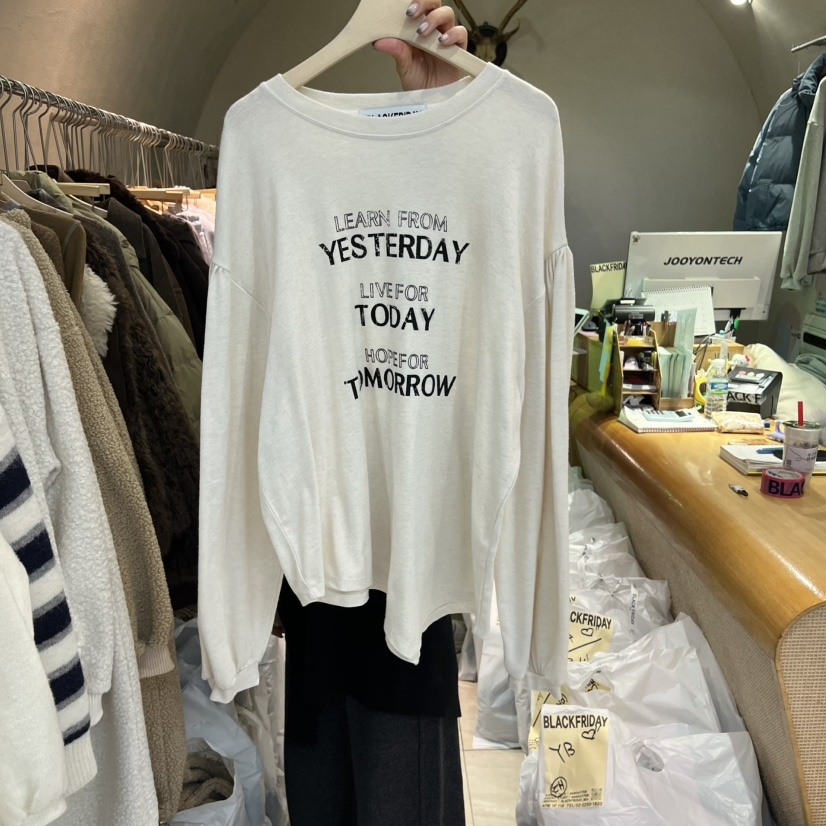 BLACK FRIDAY韩国代购㊣女士新款人气休闲时尚真品长袖T恤