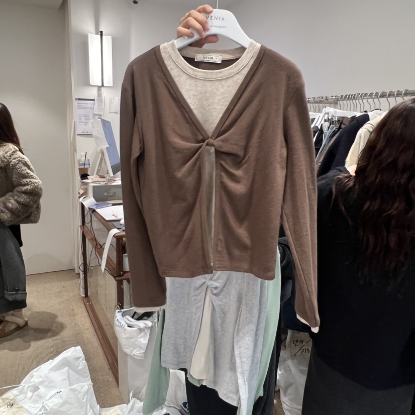 VENIR-a韩国直邮㊣女士新品25秋冬热卖时尚人气长袖T恤假两件