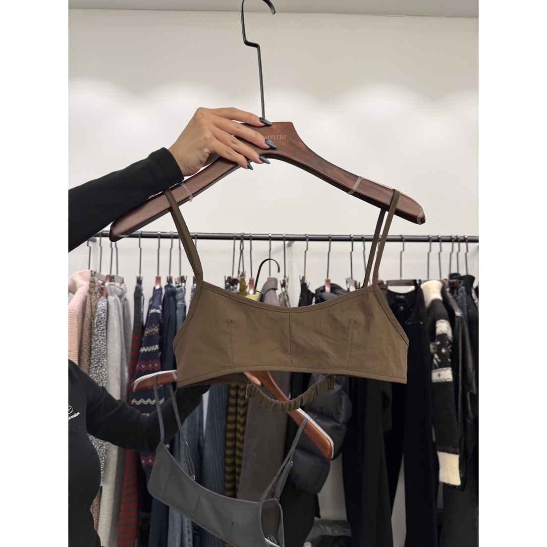 WATER MELON东大门㊣直邮女装新品人气休闲热卖推荐吊带背心