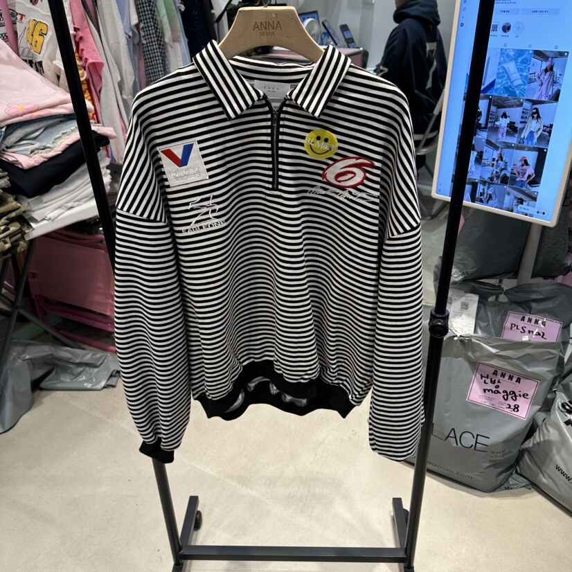 ANNA-P韩国东大门代购㊣女士新品推荐热卖时尚卫衣拉链条纹