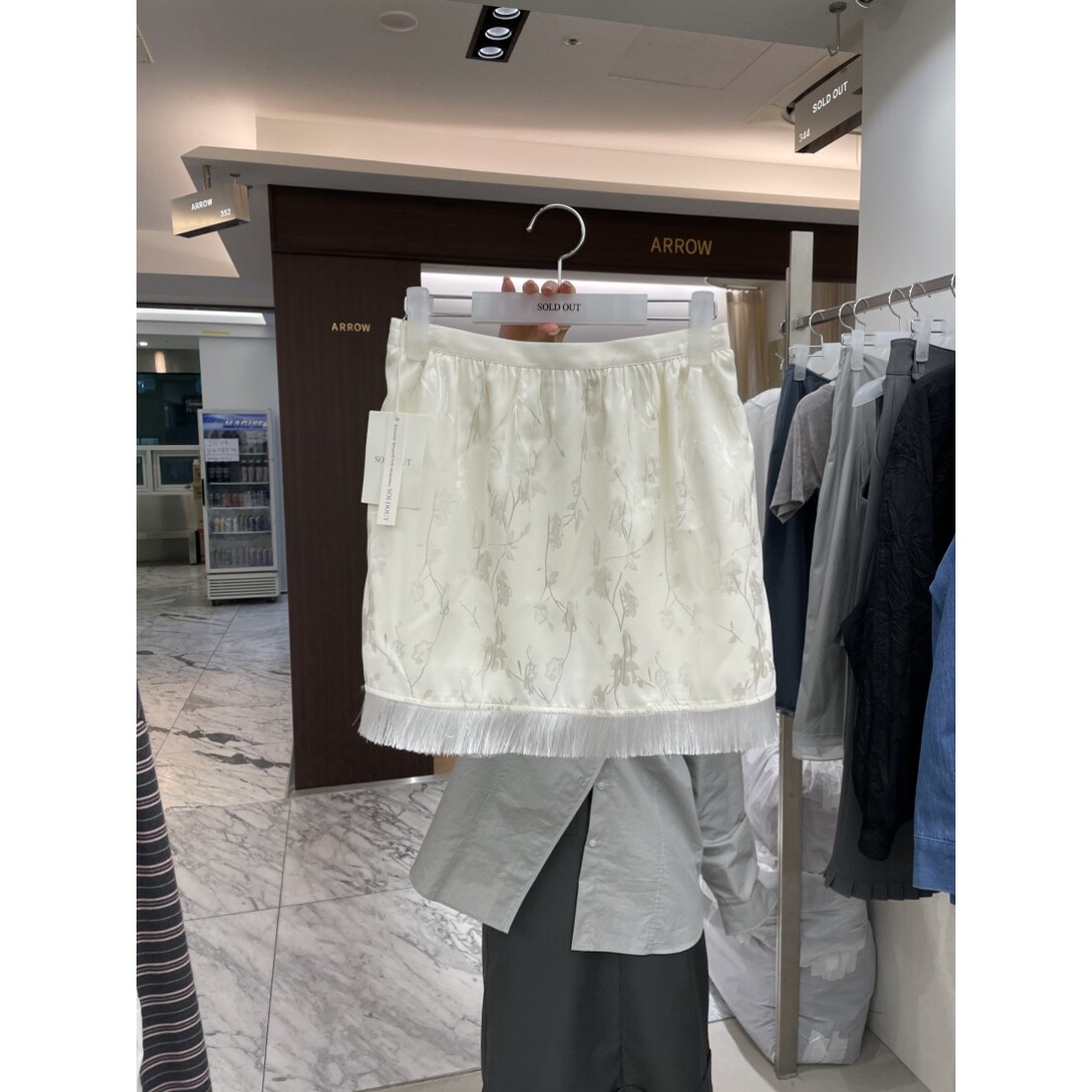 SOLD OUT㊣东大门代购女装26秋冬新款时尚休闲推荐短裙流苏