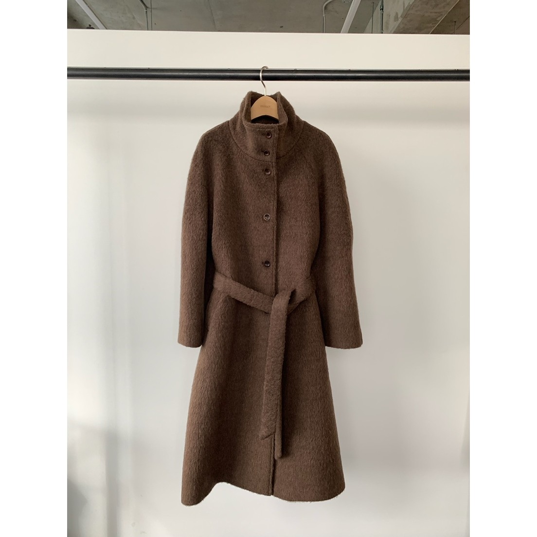 UNDERSON东大门㊣实拍女士新品休闲热卖时尚中长款大衣高领