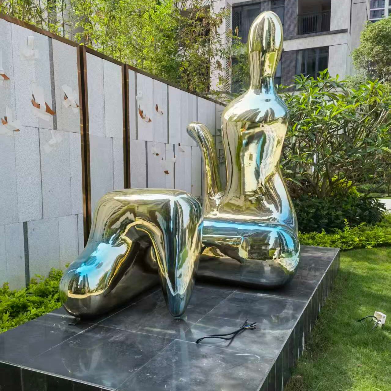 玻璃钢雕塑定制不锈钢艺术装饰摆件户外景观装饰摆件商业金属雕塑