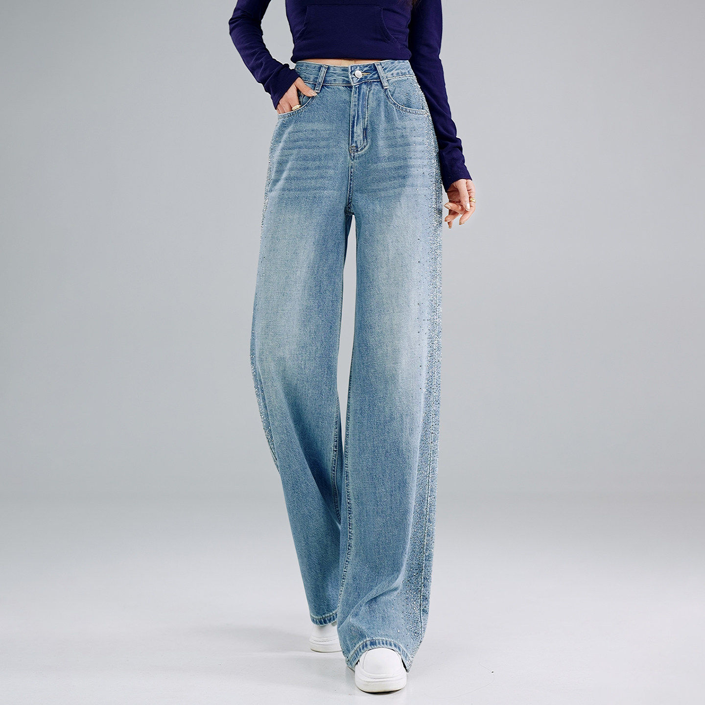 黑色侧边烫钻直筒牛仔裤女2026春秋新款满天星高级感宽松阔腿裤子