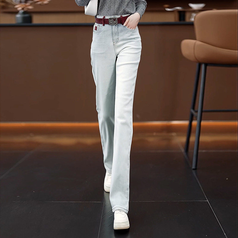 浅色时尚牛仔直筒裤女宽松高腰显瘦2026年春秋新款韩版洋气阔腿裤