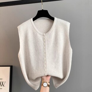 高级感马甲毛衣女款2026新款宽松外穿针织开衫背心秋冬马夹叠穿