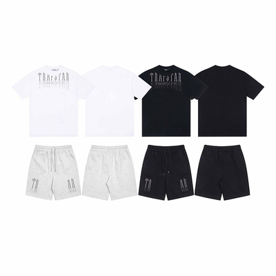 trapstar夏季烫钻短裤T恤套装潮