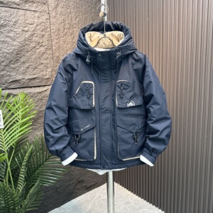 80%白鸭绒冬季工装羽绒服男短款宽松防寒服冬季保暖痞帅连帽外套
