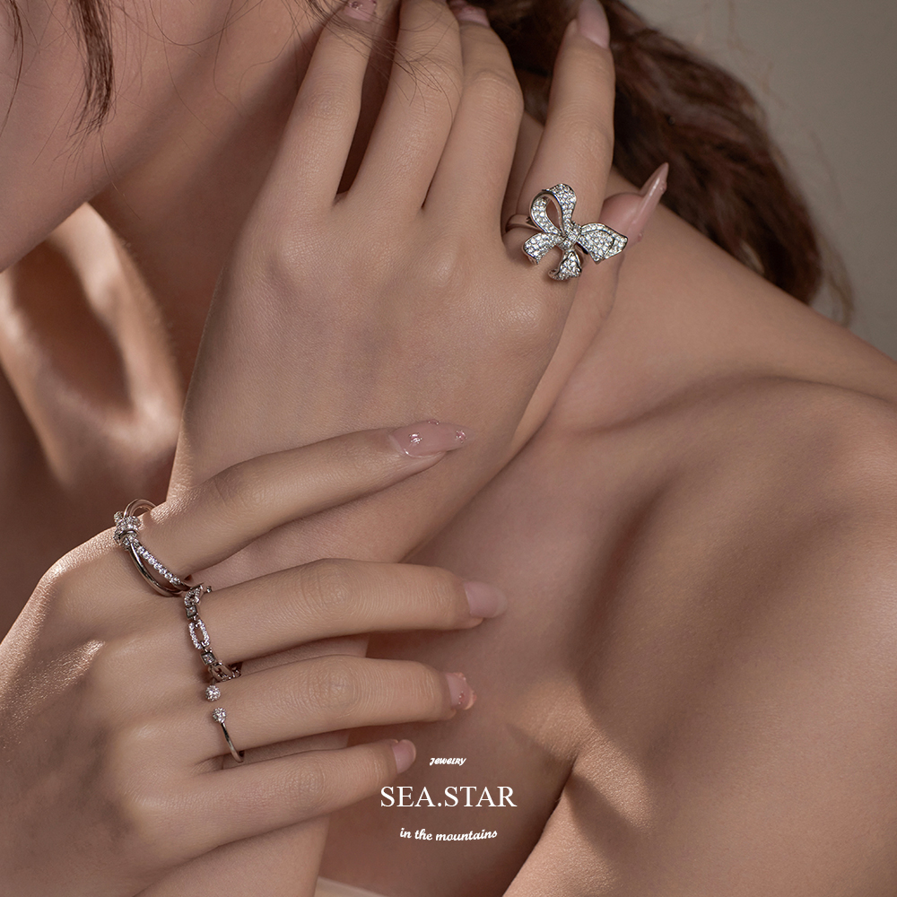 2025新款轻奢简约蝴蝶高级感小众戒指多圈灵动指环镶钻指环