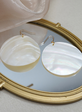 法式少女简约贝壳耳环夸张复古文艺耳钩小众高级感圆形耳饰50436