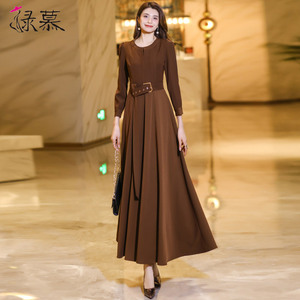 咖色长袖连衣裙女2026年春秋新款遮肚子减龄气质显瘦高级感长裙
