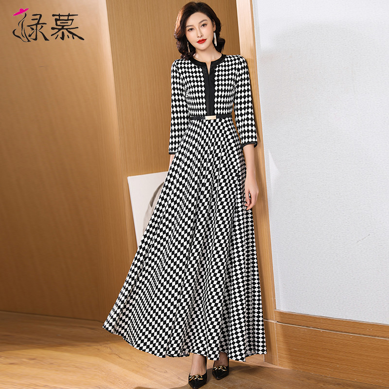 时尚格子连衣裙长袖2023年春秋新款修身显瘦减龄气质大摆超长裙