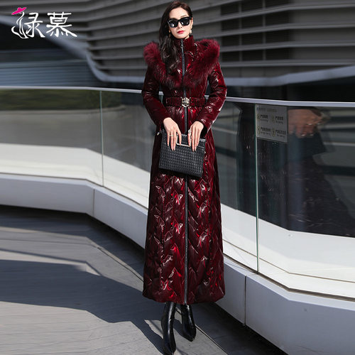 高端奢华超长款羽绒服定制大毛领