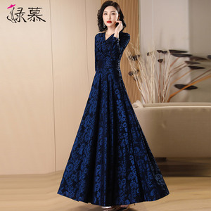 高级感藏蓝色精致提花连衣裙显瘦女2026春春秋新款大摆长裙到脚踝