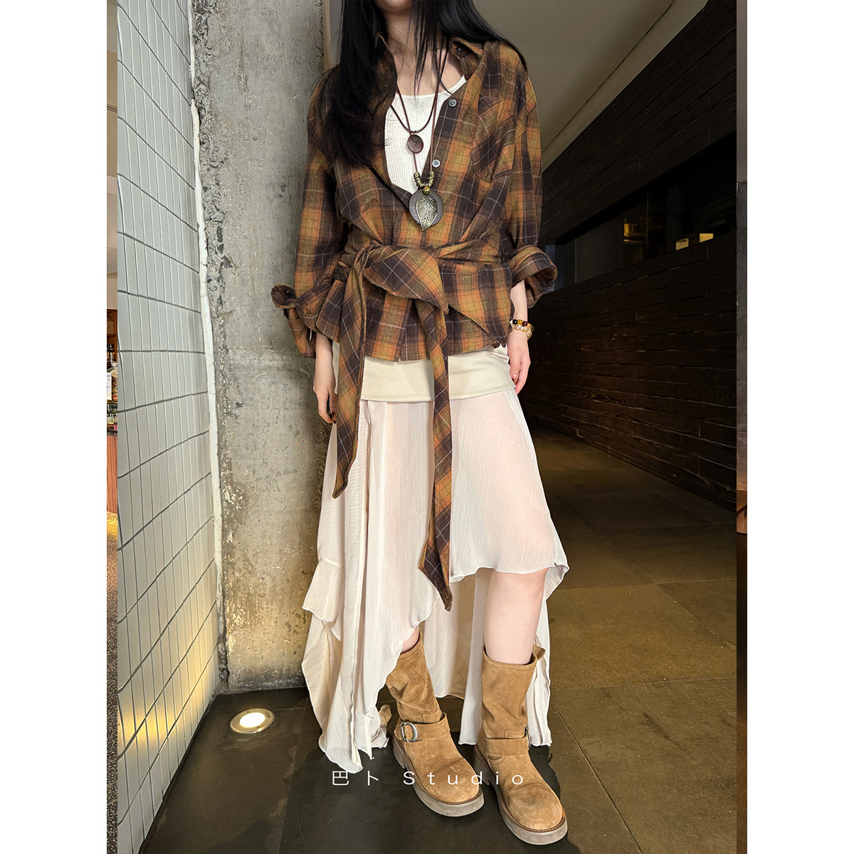 巴卜Studio杏色拼接不规则沙裙女2025夏季新款百搭设计感半身裙