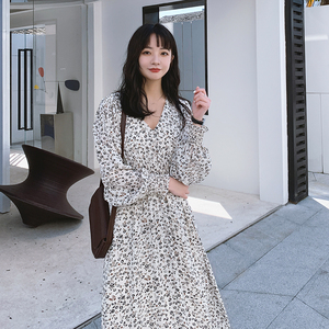 新款！ 24年春款现货碎花连衣裙 259/货号802/p95控158图片