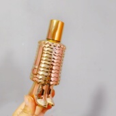 富家千金香 茉莉 玫瑰 出口法国女士持久留香淡香水100ml 黑加仑