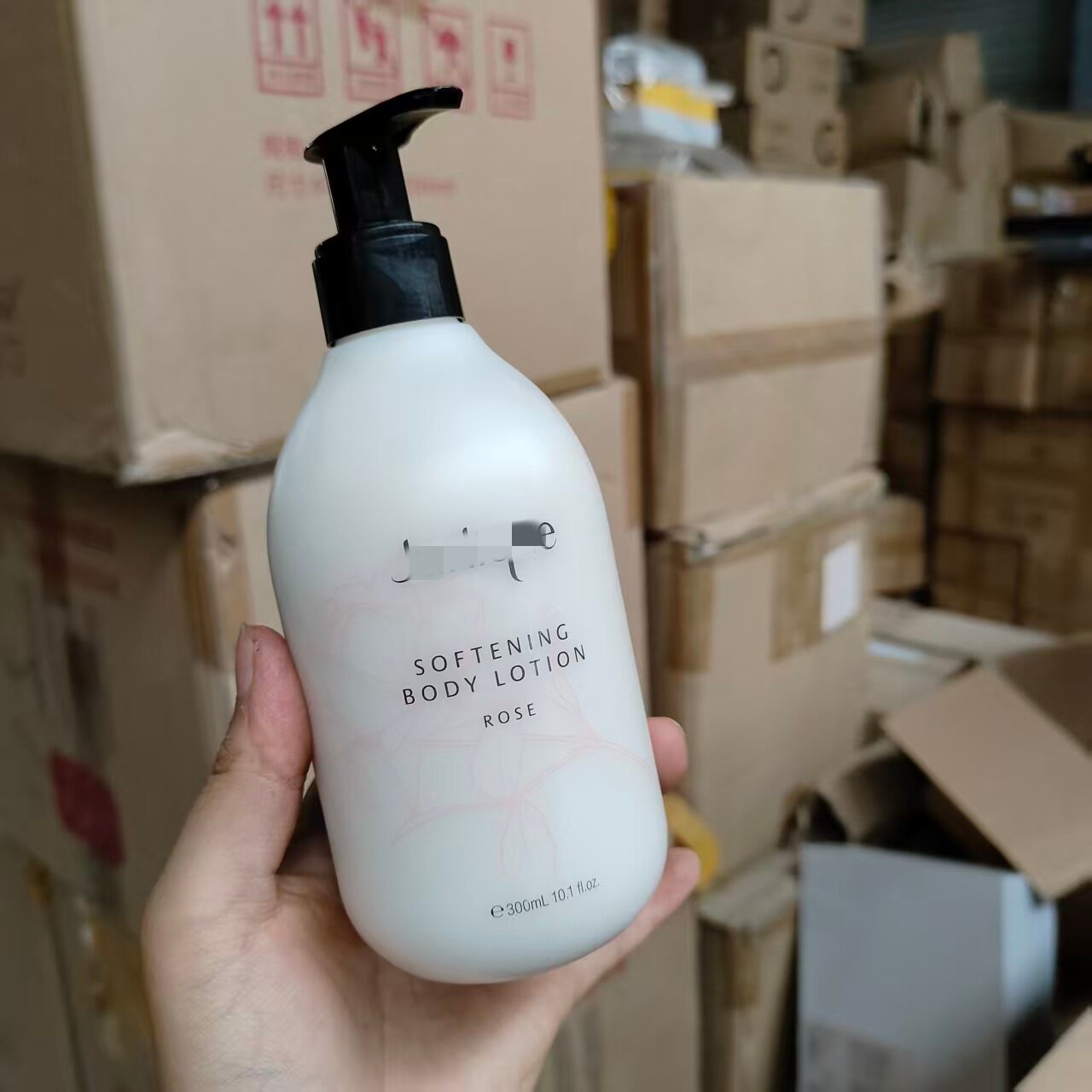 澳大利亚院线玫瑰柔润身体乳 持久留香滋润干皮补水保湿