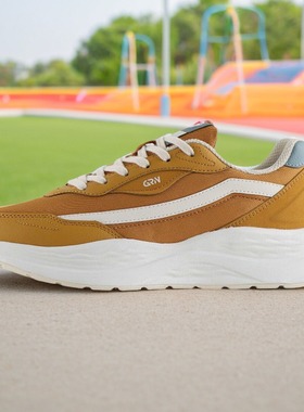 贵人鸟女鞋跑步鞋正品2023冬新款皮面运动休闲鞋复古老爹鞋F35R08